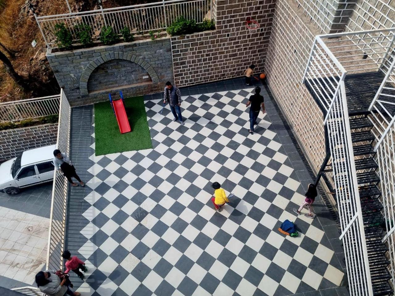 Hotel Wood Stock Luxury - A Boutique Property - Penthouse - Open Air Restaurant & Terrace Kasauli Exterior foto